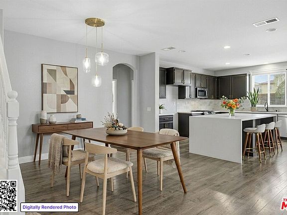 5th image of 410 Cantata Ave