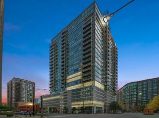 653 N Kingsbury St #800, Chicago, IL 60654