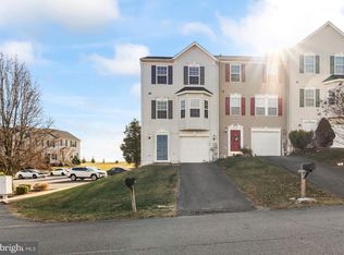198 Dunrobin Dr, Martinsburg, WV 25405