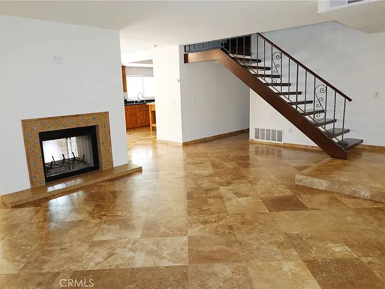 6232 Hesperia Ave — Photo 8