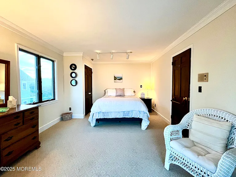 609 Ocean Ave — Photo 35