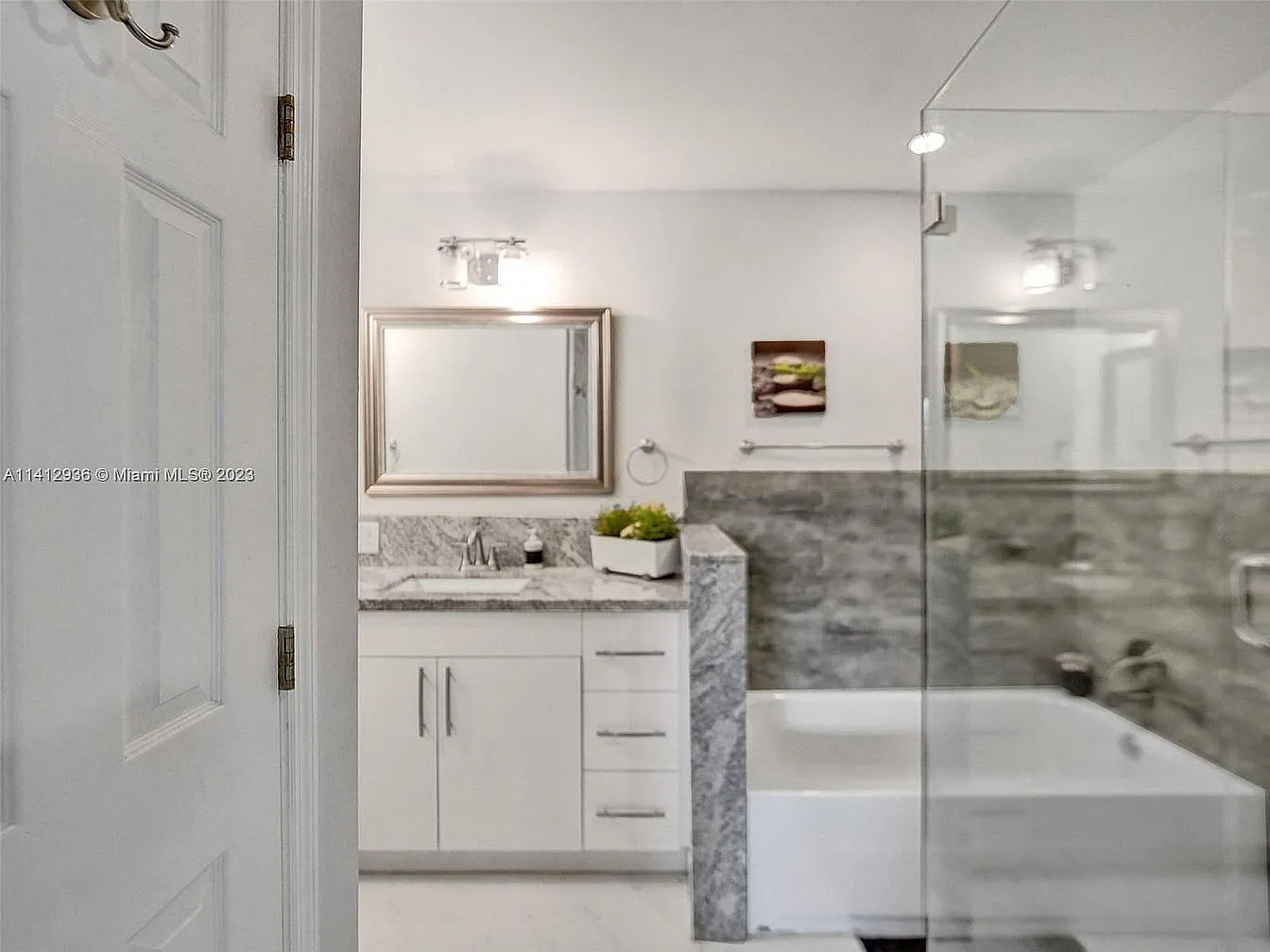 5 bed, 3495 sqft, $6,800 — Photo 4