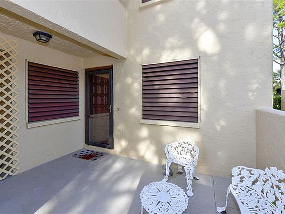 4th image of 5247 Lake Village Dr #35