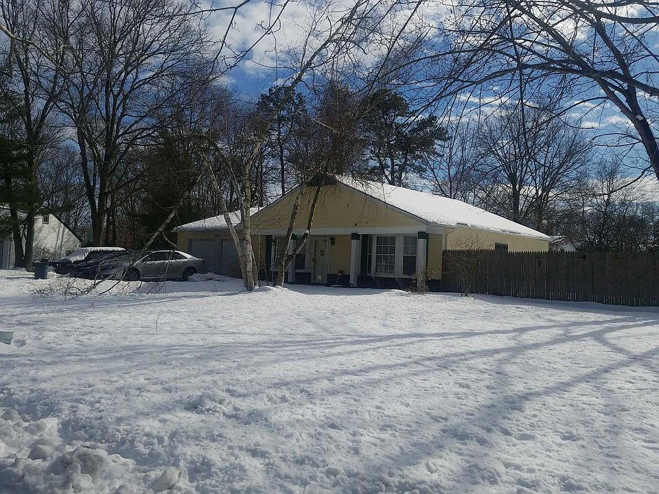 1st image of 6 Mount Snow Ln