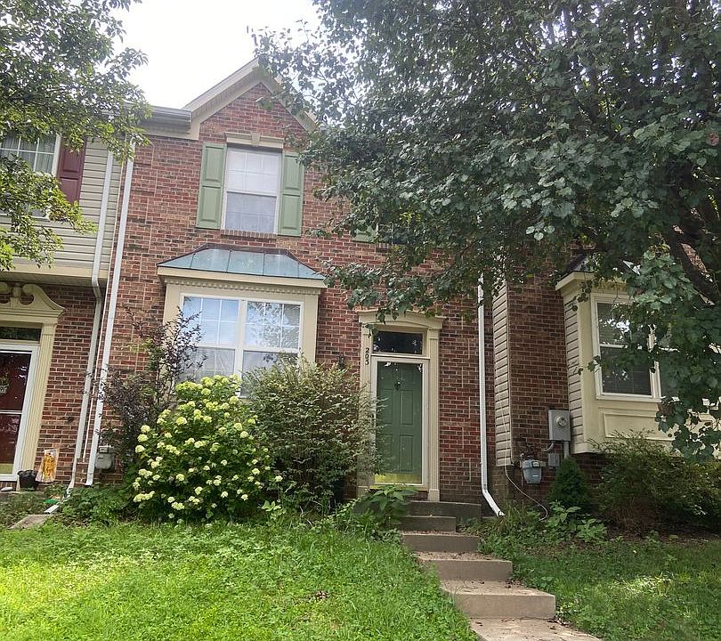 1st image of 203 Glen View Ter