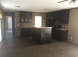 701 SE 42nd St #610, Topeka, KS 66609