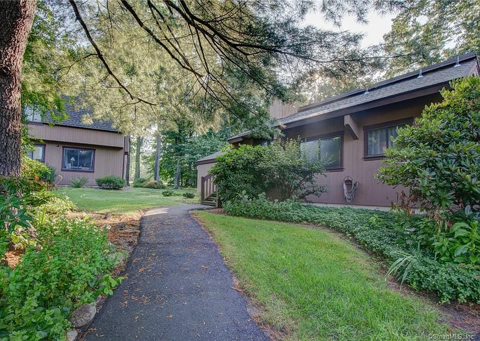 1st image of 25 Canterbury Lane #25