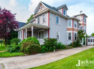 219 Maple St, Jersey Shore, PA 17740