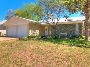 608 Woodland Way, Oklahoma City, OK 73127