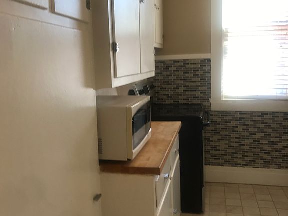 4th image of 510 N Wayne St
