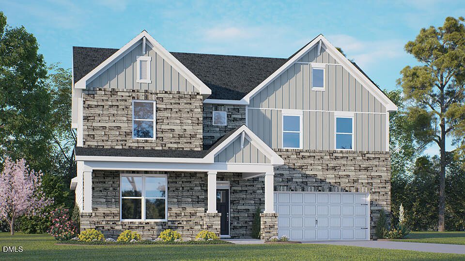 1st image of 402 Delmoor Dr