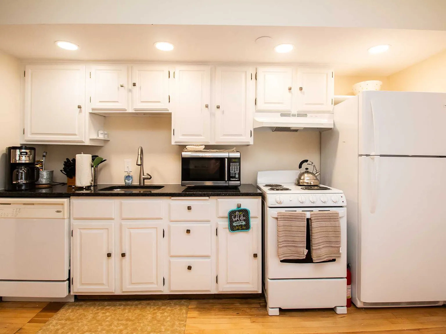 1 bed, $4,000 — Photo 3