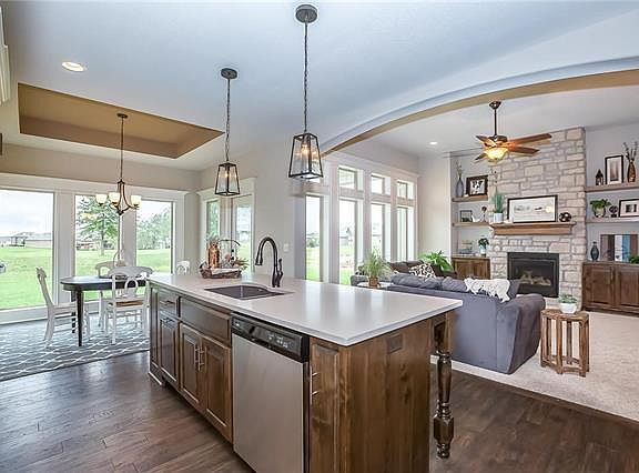 3rd image of 4228 S White Sands Ct