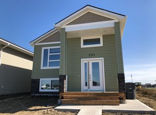 231 McArthur Cres, Saskatoon, SK S7L6T9
