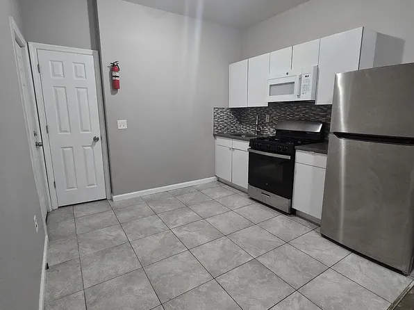 298 Halsted St, East Orange, NJ