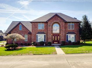 79 Greenbrier Ave, Hurricane, WV 25526