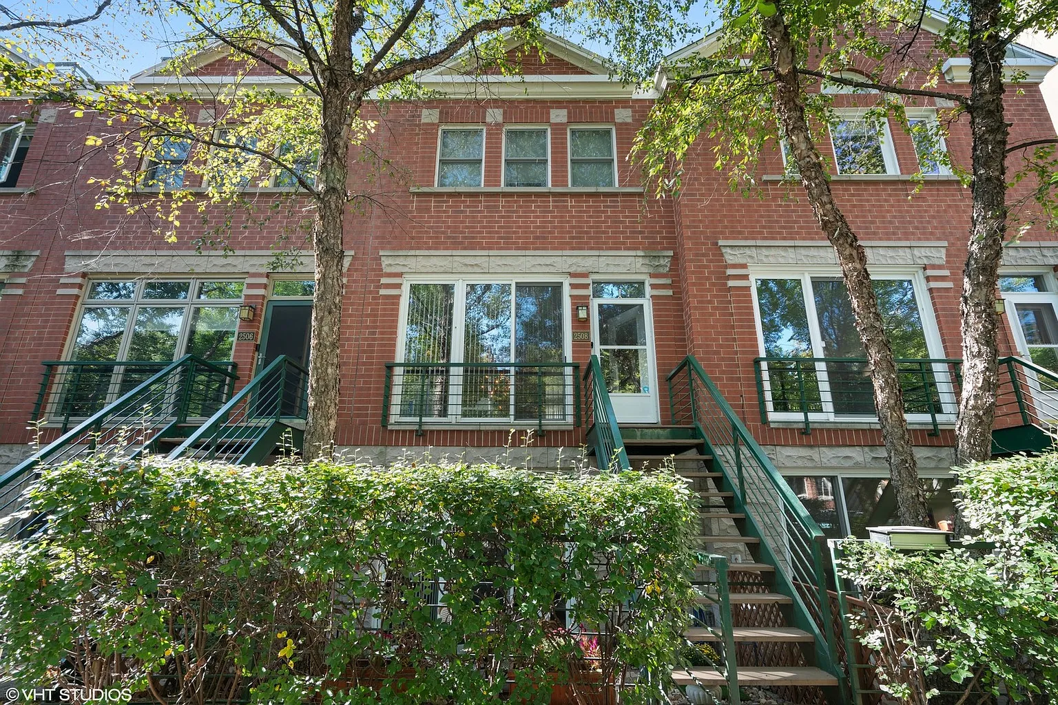 2508 N Bosworth Ave photo 1