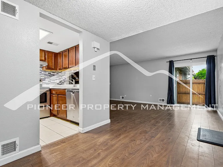 9901 E Evans Ave #4B — Photo 7