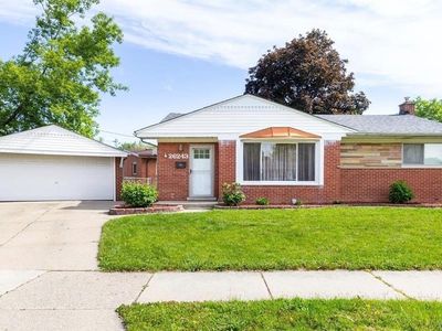 26243 Van Buren Rd, Dearborn Heights, MI, 48127