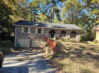 2347 Greenway Dr, Decatur, GA 30035