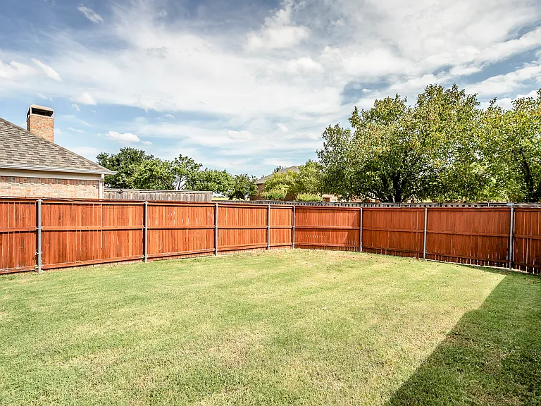 206 Meredith Ct — Photo 25