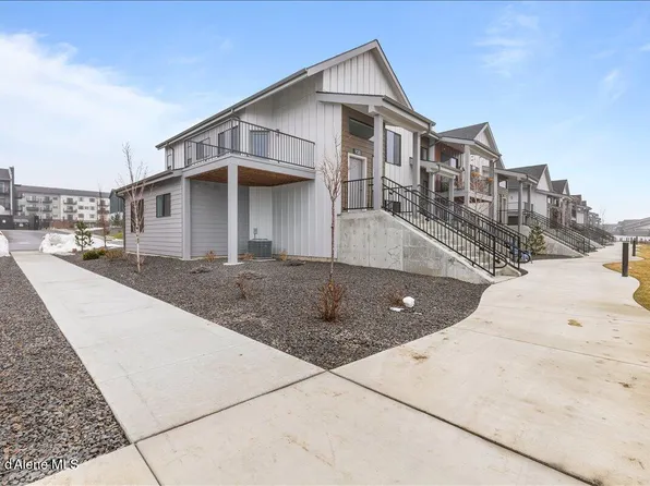 930 E Railroad Ave, Post Falls, ID 83854