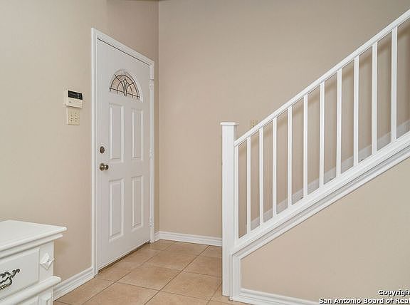 3rd image of 13927 Villa Camino