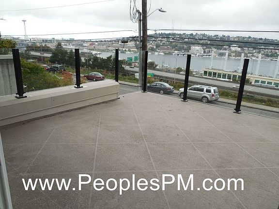 4th image of 1210 Lakeview Blvd E APT 101