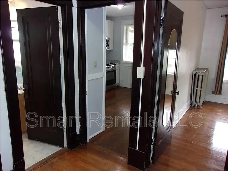 4953 Sutherland Ave #2F — Photo 17