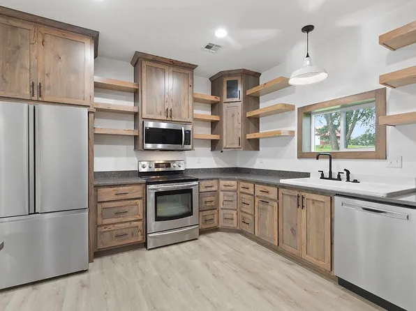 332 Fir Road, La Russell, MO 64848