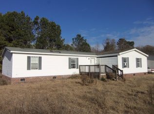 107 Broughton Ln, La Grange, NC 28551