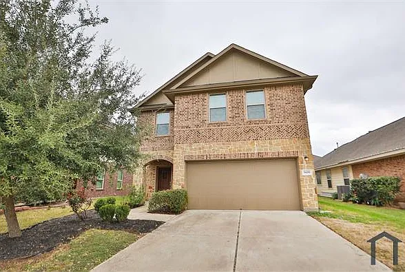 6 bed, 2780 sqft, $3,750 — Photo 2