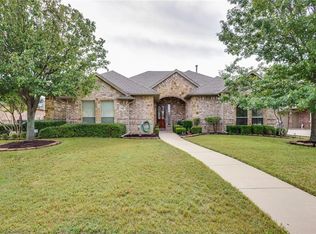 956 Thomas Crossing Dr, Burleson, TX 76028