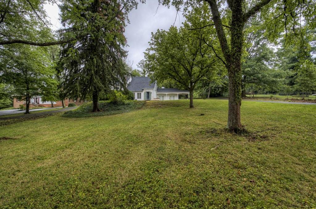 1736 Holston Dr, Bristol, TN 37620 Zillow