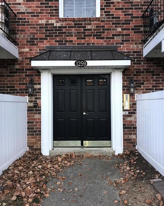 1st image of 1259 Westlynne Way APT 4