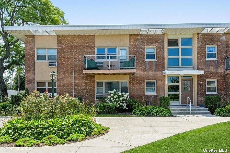 4 Rose Street UNIT 12C, Oceanside, NY 11572 Zillow