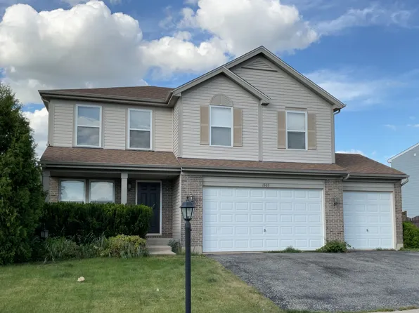 1505 Elizabeth Ct, Kirkland, IL 60146
