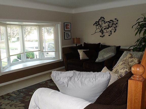 4th image of 400 Beechwood Dr