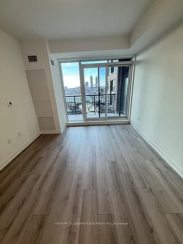 1185 Dupont St #401 Photo 1