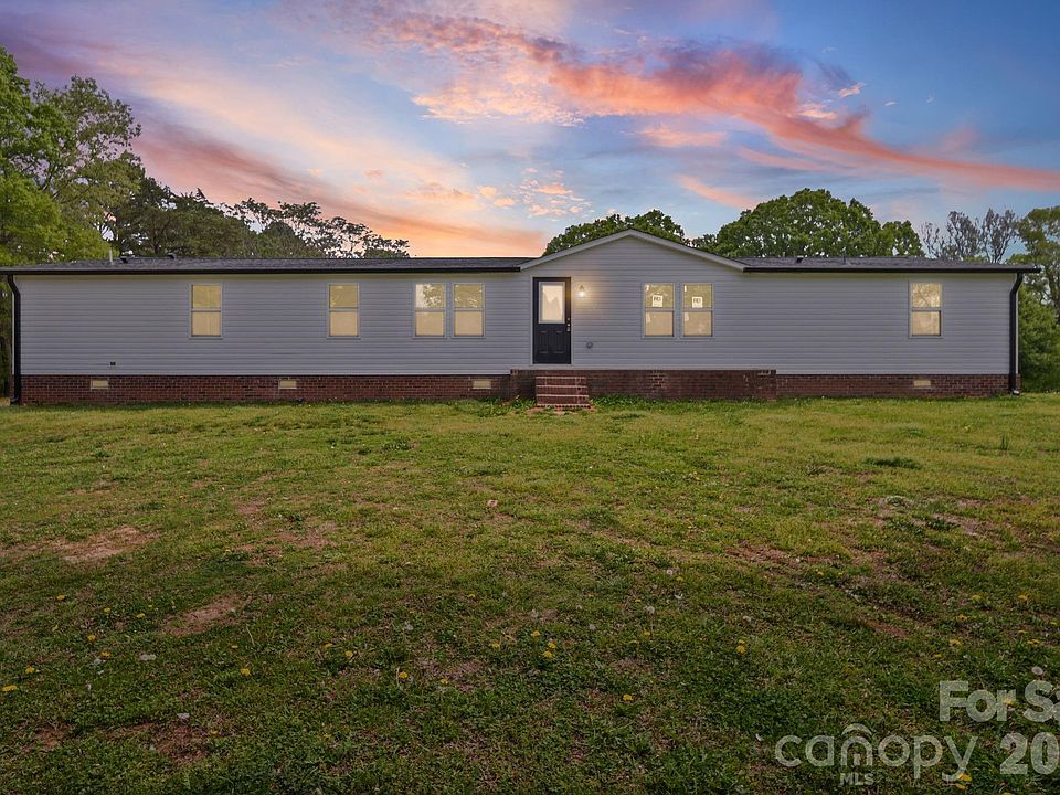 1st image of 8592 Amanda Ln