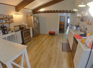 1419 Hartford Rd, Manhattan, KS 66502