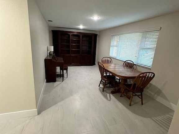 5th image of 73 Alanwood Dr