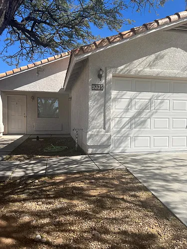 9375 E Yogo Sapphire Ln Photo 1