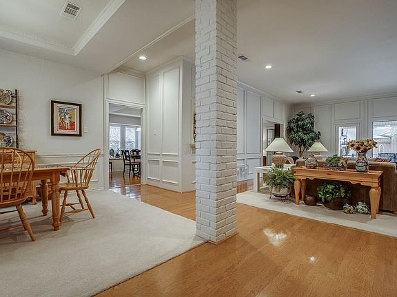 Dining room to family room