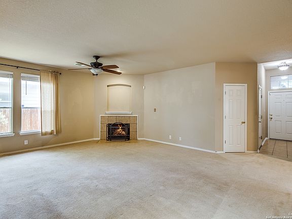 4th image of 5419 Argyle Way