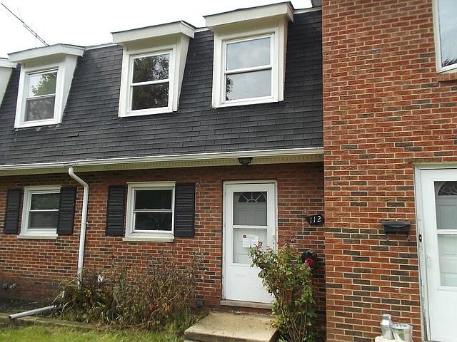1st image of 112 S Hale Ave