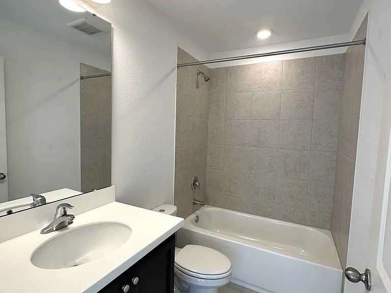 12850 Gabor Ave — Photo 19