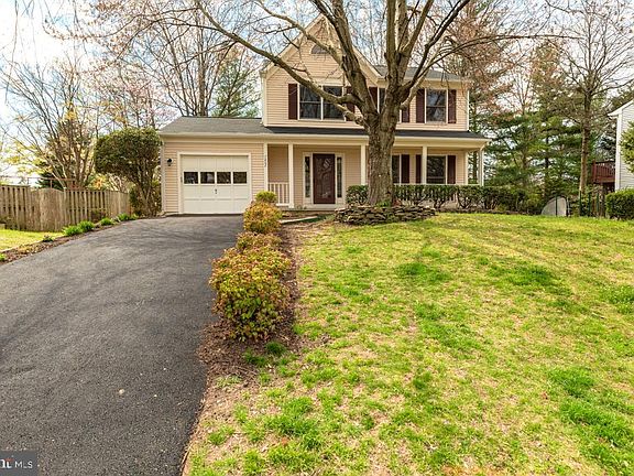 2nd image of 7802 Bold Lion Ln