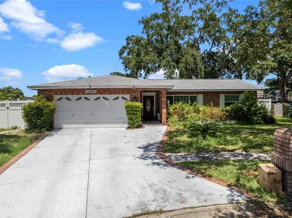 12849 Palm Dr, Largo, FL 33774