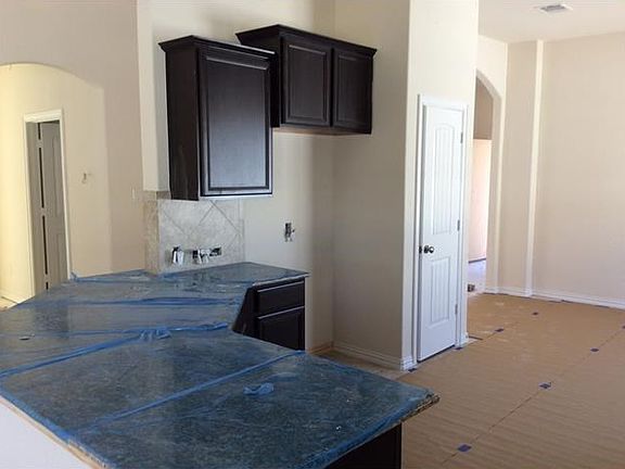 3rd image of 1112 Wolcott Dr